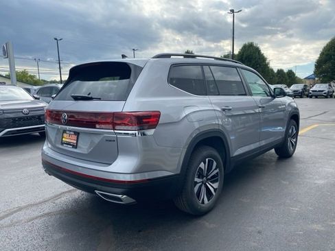 New 2026 Volkswagen Atlas SE image 9