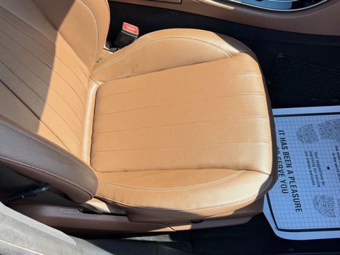 Used 2017 Mercedes-Benz E 300 4MATIC image 47