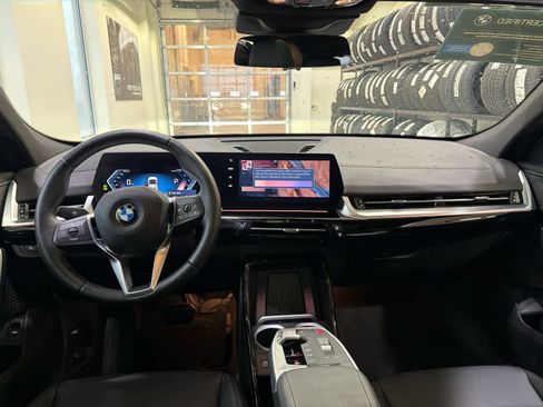 Certified 2025 BMW X2 xDrive28i w/ Convenience Package AWD/4WD image 15