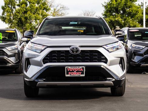Certified 2025 Toyota RAV4 XSE image 2