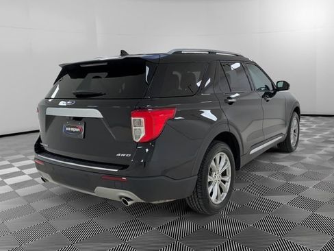 Used 2024 Ford Explorer Limited w/ Equipment Group 301A AWD/4WD image 5