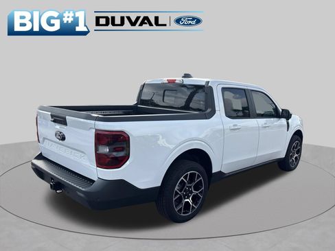 Used 2025 Ford Maverick Lariat AWD/4WD image 3