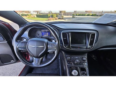Used 2015 Chrysler 200 S w/ Navigation & Sound Group I image 22