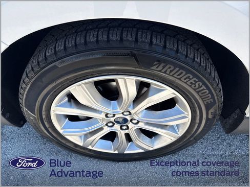 Certified 2020 Ford Edge Titanium FWD image 12