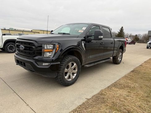 Used 2023 Ford F150 XLT w/ Trailer Tow Package image 3