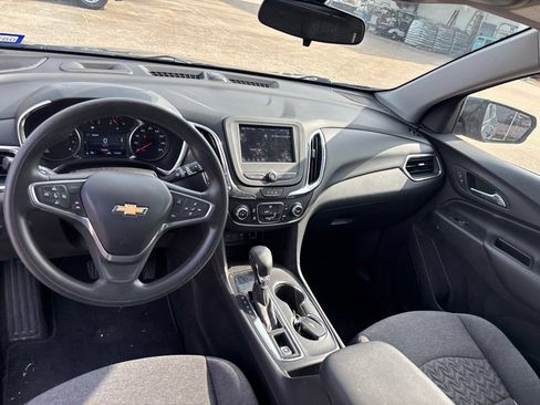 Used 2023 Chevrolet Equinox LT FWD image 12