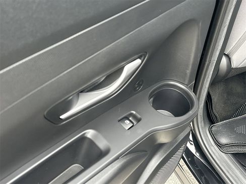 Used 2022 Hyundai Santa Cruz SEL w/ Cargo Package image 12