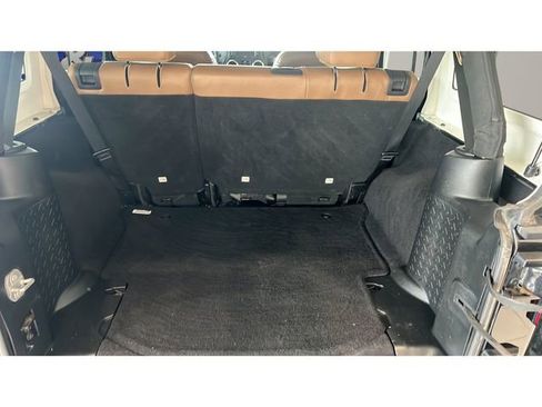 Used 2018 Jeep Wrangler Unlimited Sahara w/ Max Tow Package AWD/4WD image 19