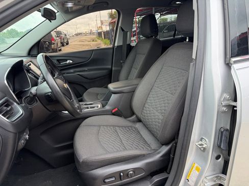 Used 2018 Chevrolet Equinox LT FWD image 25