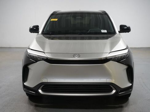 Certified 2024 Toyota bZ4X FWD image 2