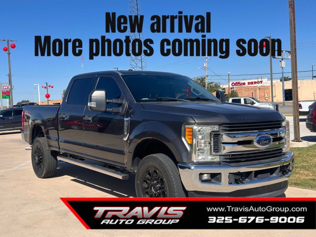 Used 2017 Ford F250 XLT w/ XLT Value Package AWD/4WD image 1
