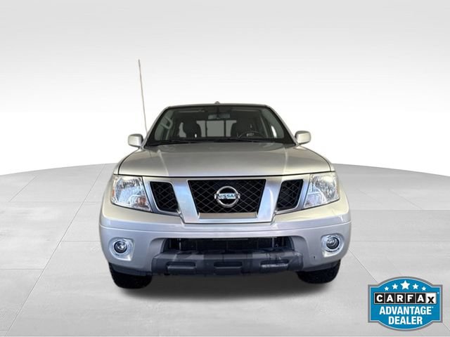 Used 2018 Nissan Frontier PRO-4X AWD/4WD image 2