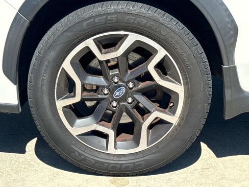 Used 2017 Subaru Crosstrek 2.0i Limited AWD/4WD image 6