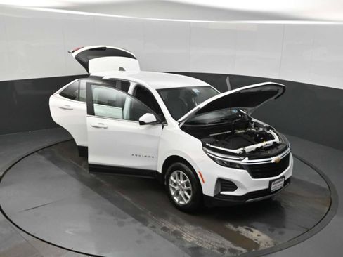 Used 2023 Chevrolet Equinox LT image 26