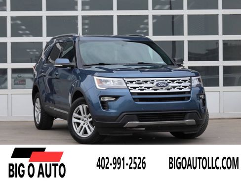 Used 2019 Ford Explorer XLT w/ Equipment Group 202A AWD/4WD image 1