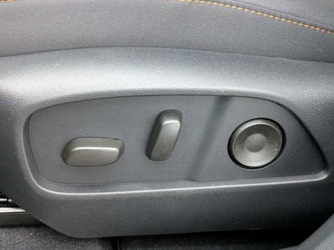 New 2026 Chevrolet Equinox ACTIV AWD/4WD image 18