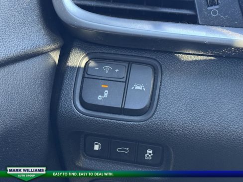 Used 2020 Kia Optima SE image 6