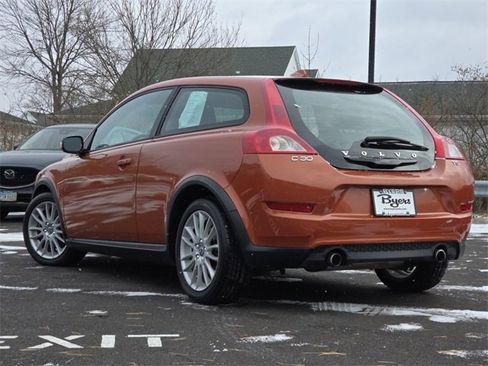 Used 2011 Volvo C30 T5 w/ Preferred Pkg image 2