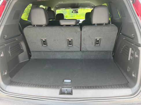 New 2025 Buick Enclave Preferred w/ Power Package image 25