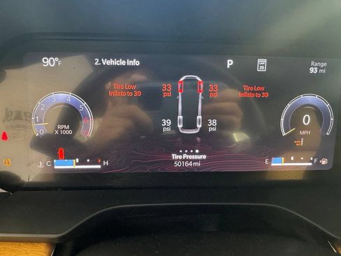 Used 2023 Jeep Grand Cherokee L Summit AWD/4WD image 4