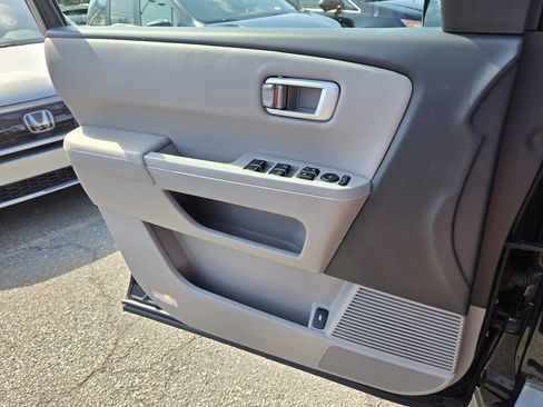 Used 2015 Honda Pilot EX-L image 24