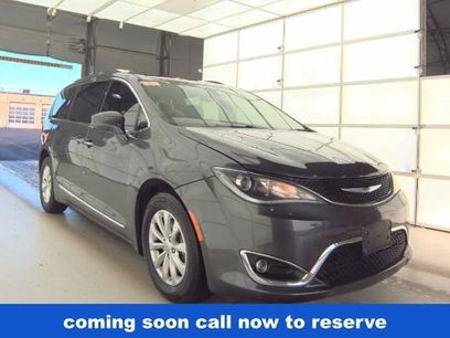 Used 2019 Chrysler Pacifica Touring-L