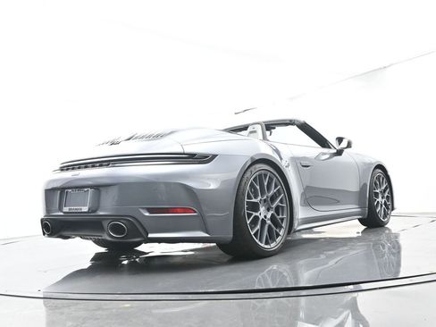 Used 2026 Porsche 911 Carrera T RWD image 61