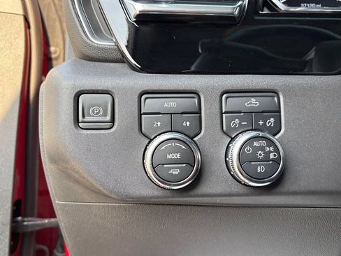 Used 2023 GMC Sierra 1500 Elevation AWD/4WD image 31