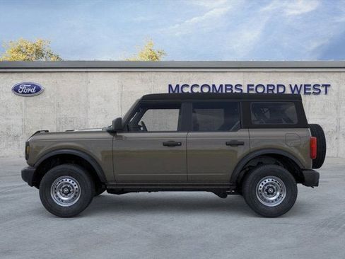 New 2025 Ford Bronco 4-Door image 5
