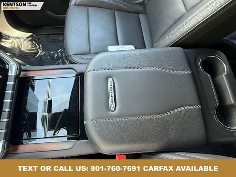 Used 2025 GMC Yukon XL Denali AWD/4WD image 23