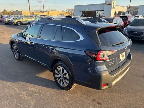 Used 2025 Subaru Outback Touring XT image 5