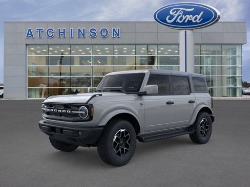 New 2026 Ford Bronco Outer Banks AWD/4WD image 1