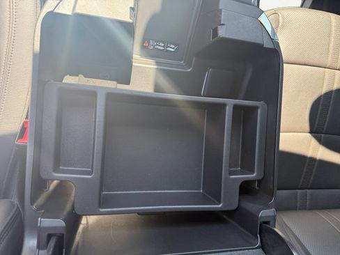 Used 2024 Chevrolet Silverado 1500 High Country w/ High Country Premium Package AWD/4WD image 23