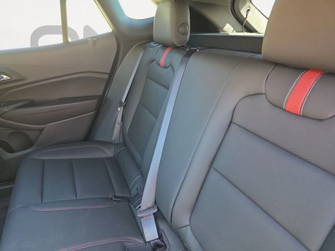 Used 2025 Chevrolet Trax RS w/ Driver Confidence Package image 21