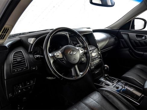 Used 2014 INFINITI QX70 2WD image 2