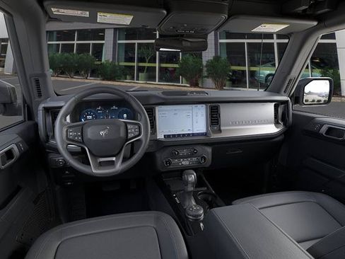 Used 2026 Ford Bronco Outer Banks AWD/4WD image 34