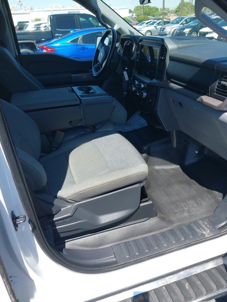 Used 2025 Ford F150 XLT w/ Equipment Group 301A Standard AWD/4WD image 12