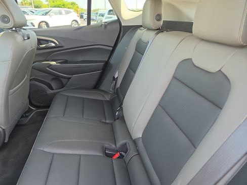 Certified 2025 Chevrolet Trax ACTIV w/ Driver Confidence Package FWD image 12