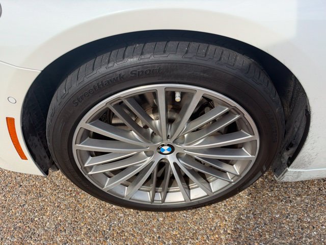 Used 2017 BMW 530i RWD image 7