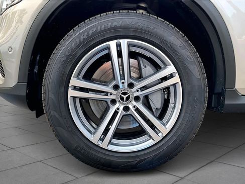 Used 2022 Mercedes-Benz GLC 300 image 10