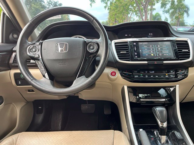 Used 2017 Honda Accord EX-L image 9