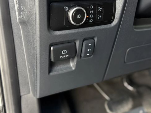 Used 2024 Ford Expedition Max Limited AWD/4WD image 32