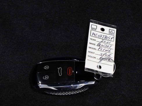 Used 2021 Bentley Flying Spur V8 image 43