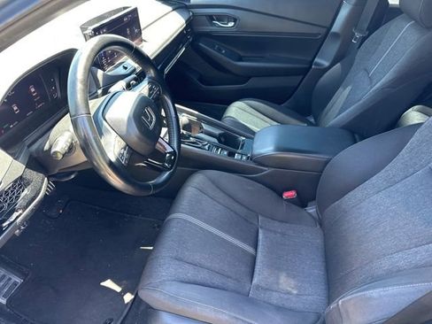 Used 2023 Honda Accord Sport image 7