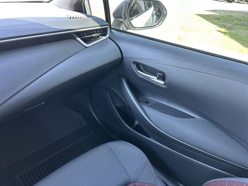 Used 2026 Toyota Corolla SE w/ SE Package FWD image 16