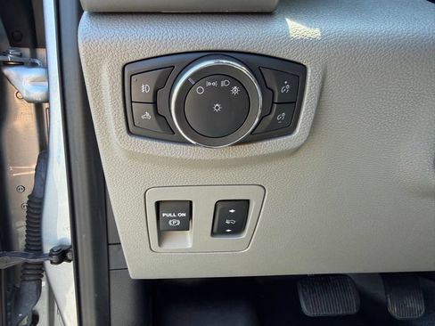 Used 2020 Ford F150 Lariat AWD/4WD image 18