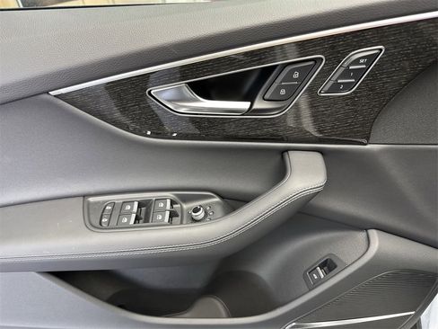 New 2026 Audi Q7 3.0T Premium Plus image 13