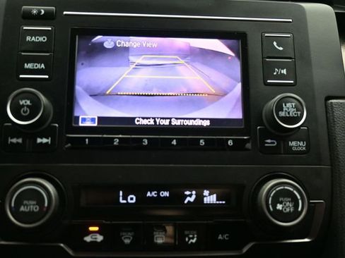 Used 2018 Honda Civic Sport image 19