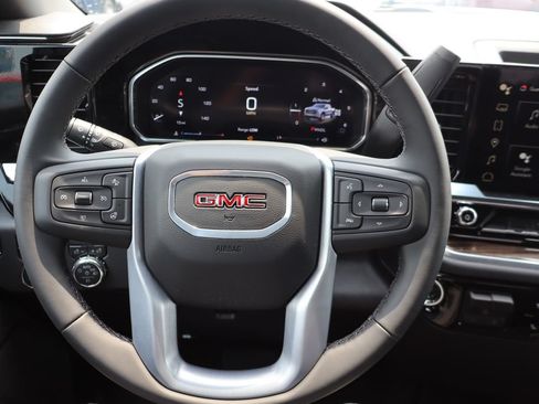 Used 2026 GMC Sierra 1500 Elevation AWD/4WD image 6