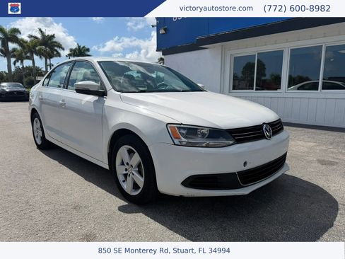 Used 2013 Volkswagen Jetta TDI FWD image 1